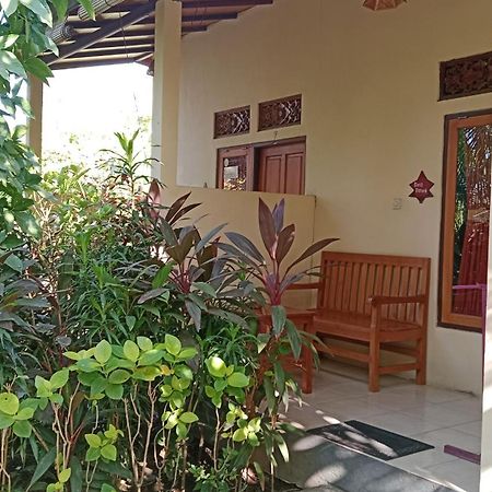 Van Santri Homestay Pemuteran Екстер'єр фото