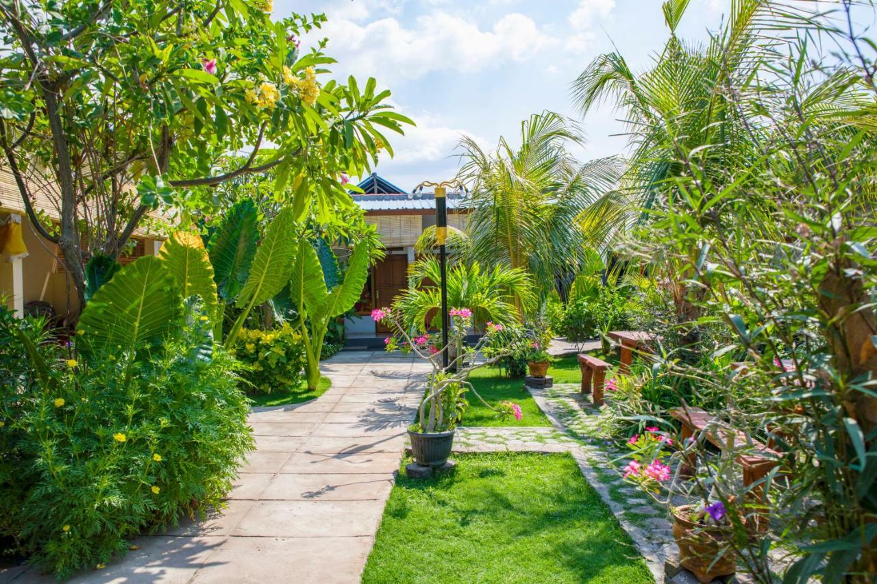 Van Santri Homestay Pemuteran Екстер'єр фото