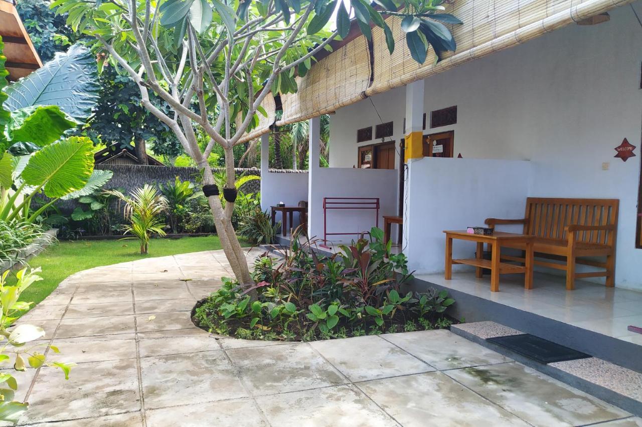 Van Santri Homestay Pemuteran Екстер'єр фото