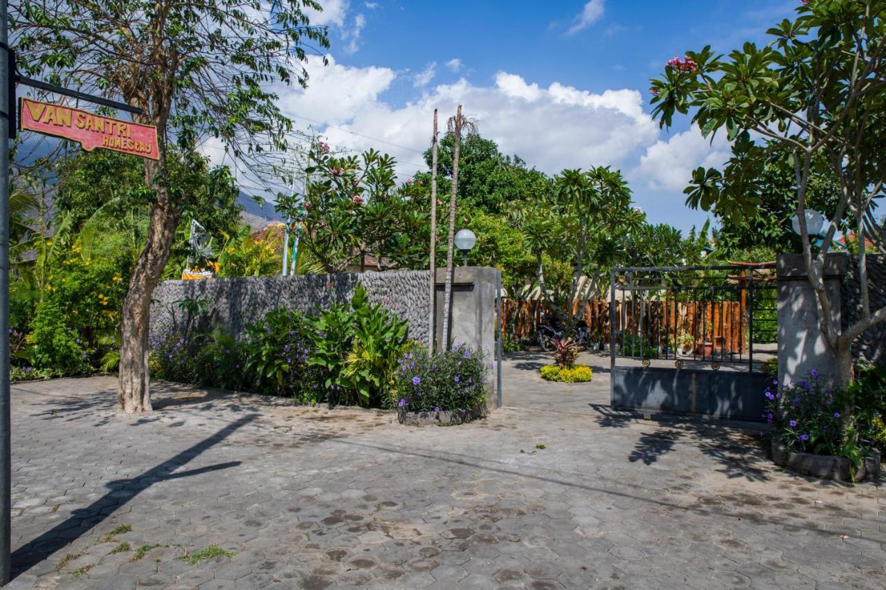 Van Santri Homestay Pemuteran Екстер'єр фото