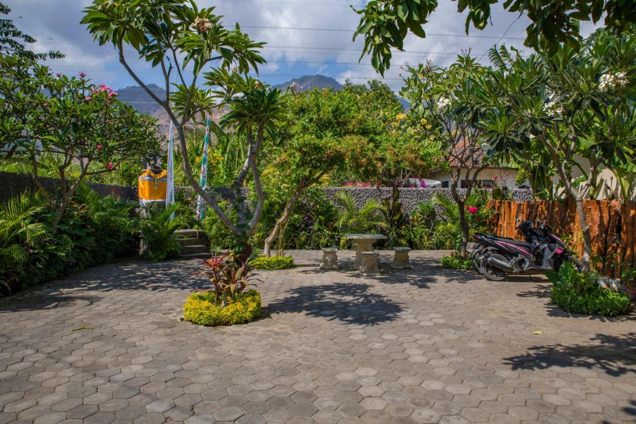 Van Santri Homestay Pemuteran Екстер'єр фото