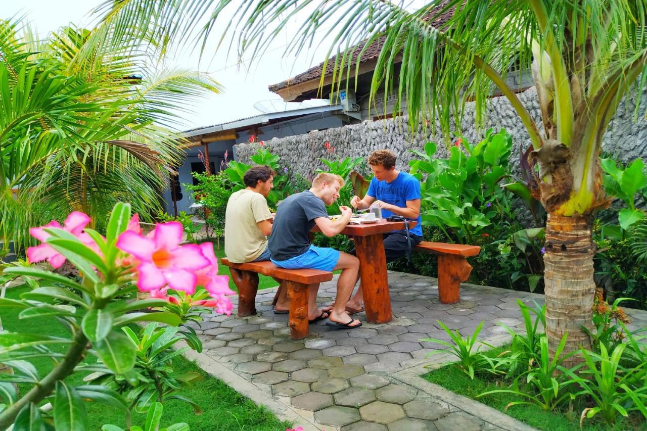 Van Santri Homestay Pemuteran Екстер'єр фото